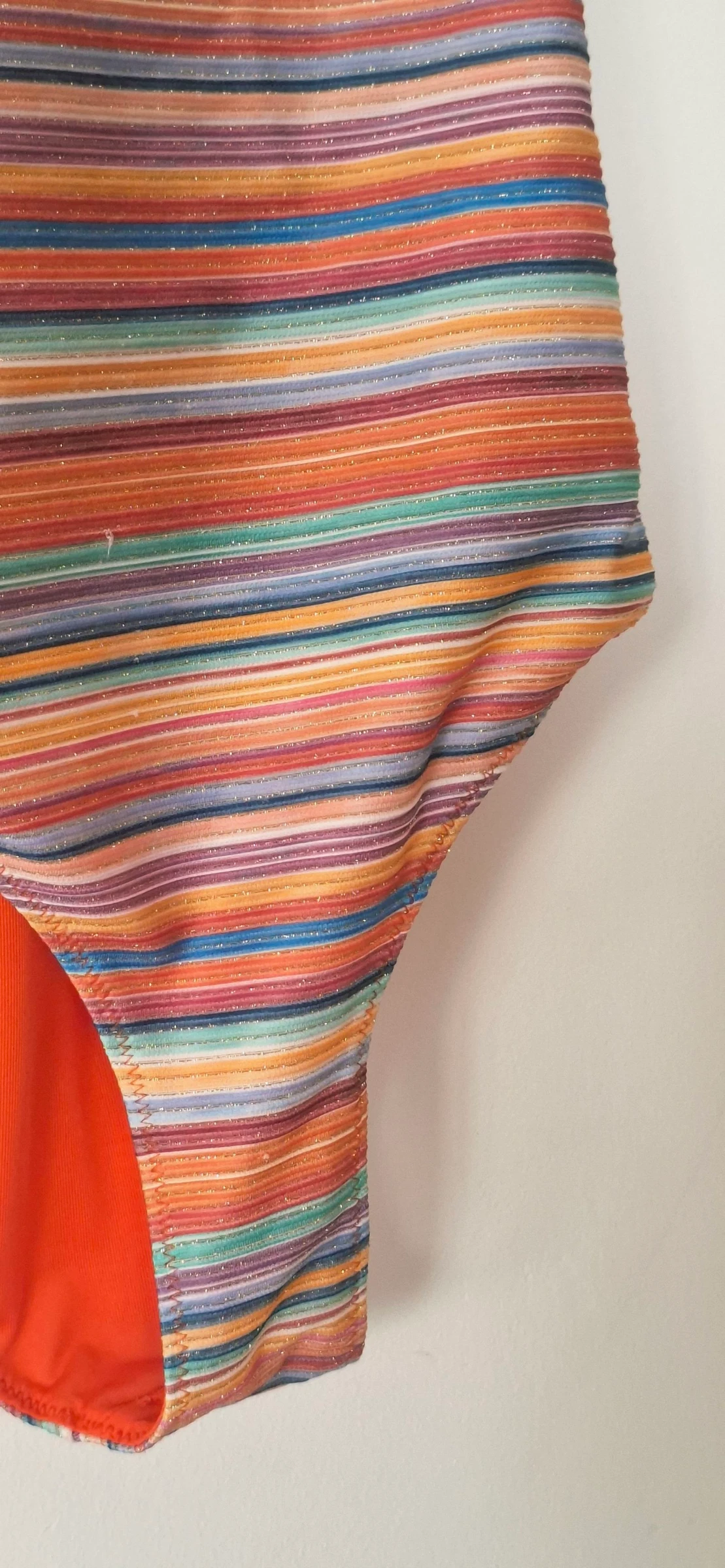 🩷 Lindo maiô Calzedonia arco-íris com glitter – Novo – Tamanho 6 anos ✨ – photo 4